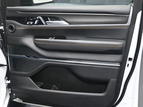 Used 2024 Jeep Grand Wagoneer L Series III w/ Quick Order Packagew 28T image 42