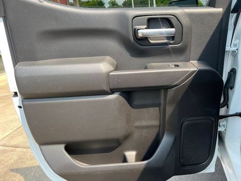 Used 2021 Chevrolet Silverado 1500 Custom w/ LPO, Dark Essentials Package RWD image 7