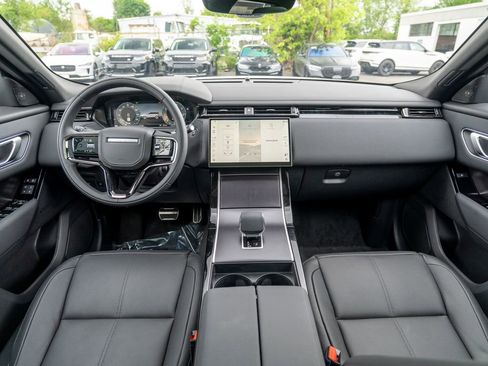 New 2026 Land Rover Range Rover Velar Dynamic SE image 16