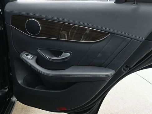 Used 2018 Mercedes-Benz GLC 43 AMG 4MATIC image 20