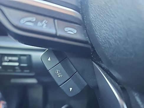 Used 2018 Subaru Crosstrek 2.0i Premium w/ Eyesight System image 10