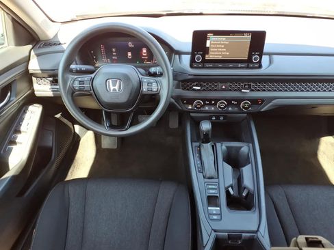 Used 2024 Honda Accord EX image 10