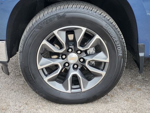 Certified 2024 Chevrolet Silverado 1500 LT image 12