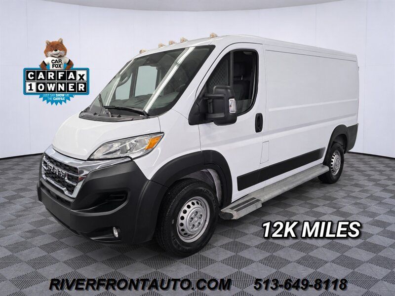 Used 2025 RAM ProMaster 2500 w/ U-Haul Equipment Group FWD image 1