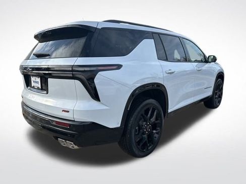 New 2026 Chevrolet Traverse RS image 5
