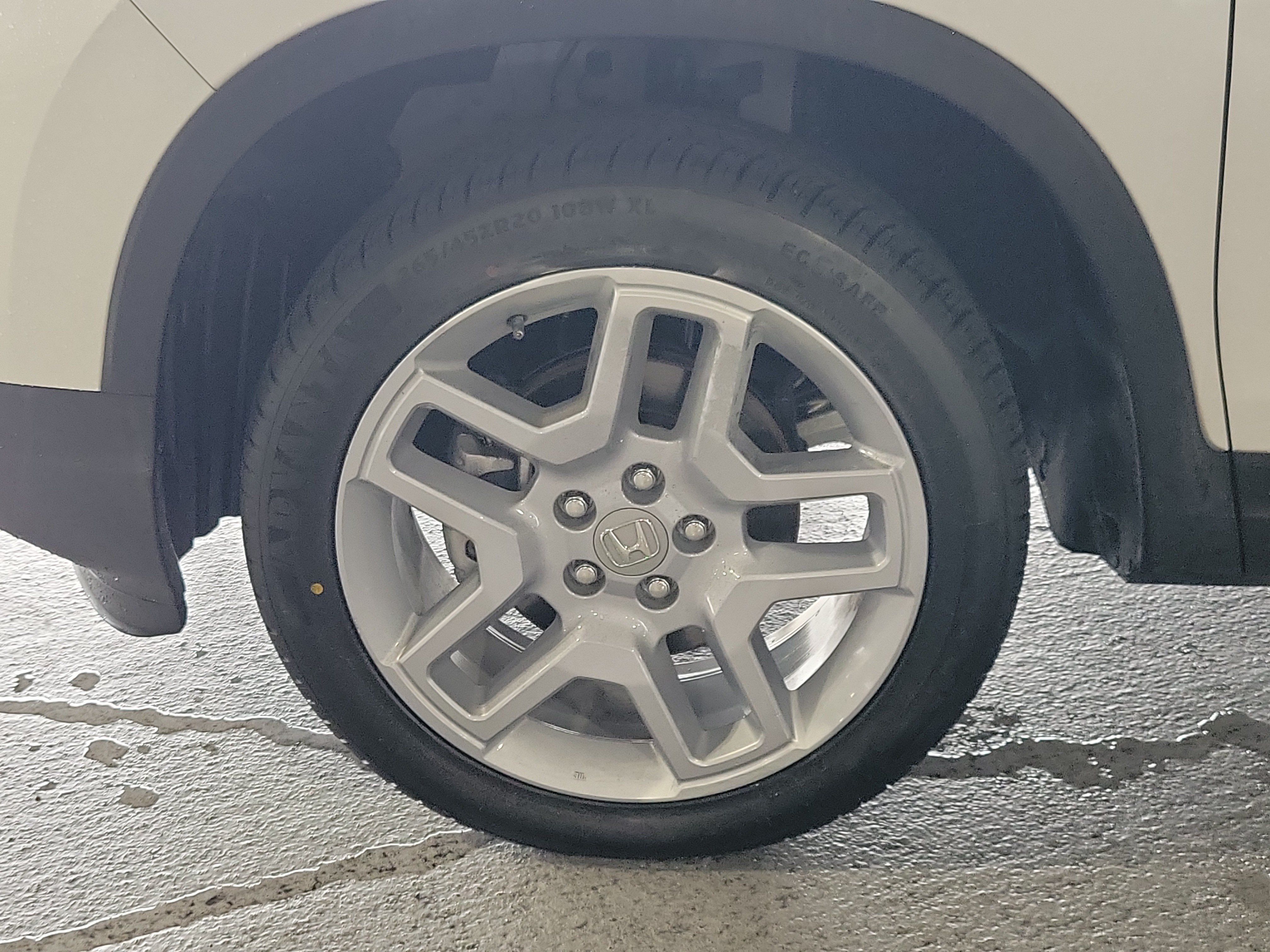 Used 2024 Honda Passport EX-L image 13