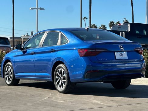 Certified 2023 Volkswagen Jetta S image 7