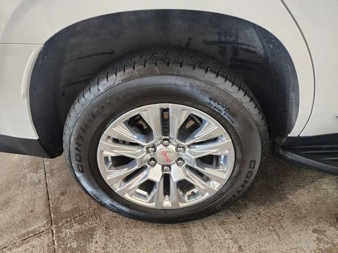Used 2023 GMC Yukon Denali AWD/4WD image 45