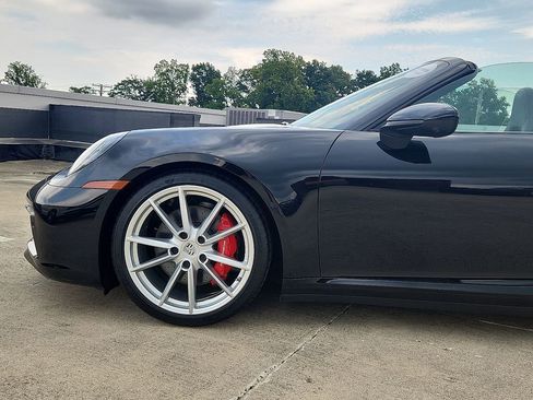 Certified 2023 Porsche 911 Carrera S image 6