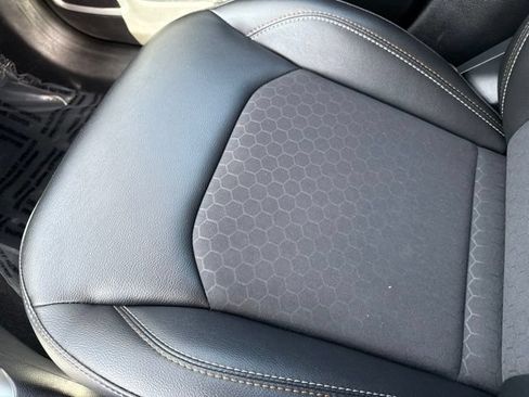 Used 2019 Jeep Compass Latitude FWD image 20