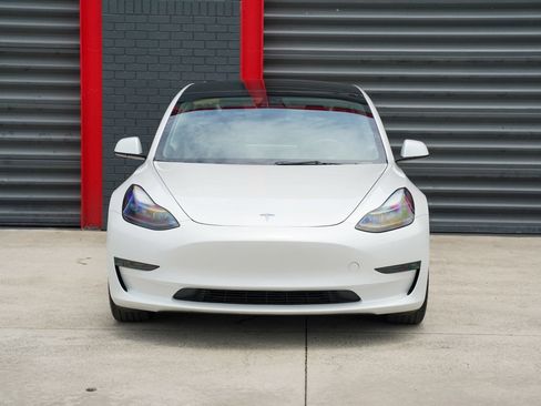Used 2023 Tesla Model 3 Standard Range RWD image 6