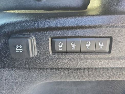 Used 2022 Jeep Grand Cherokee L Overland w/ Luxury Tech Group IV image 18