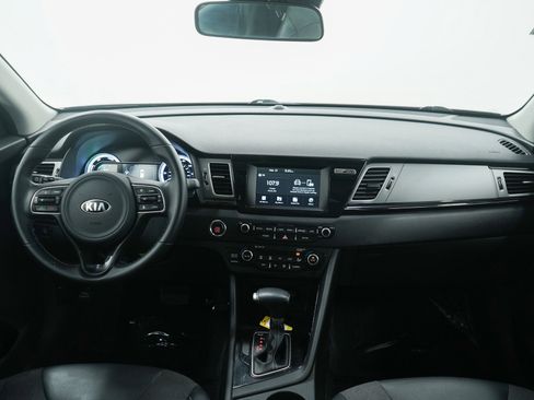 Used 2017 Kia Niro EX image 13