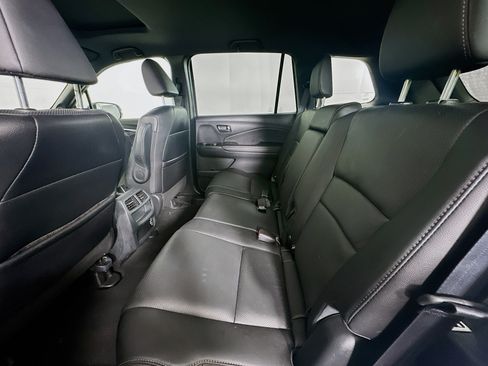 Used 2023 Honda Passport EX-L image 27