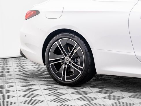 New 2026 Mercedes-Benz CLE 300 4MATIC Coupe image 37