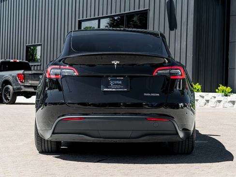 Used 2022 Tesla Model Y Performance AWD/4WD image 6
