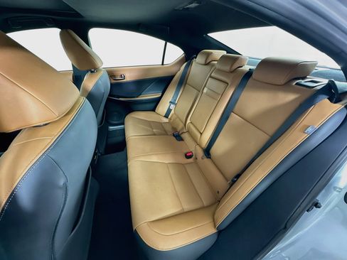 Used 2024 Lexus IS 350 F Sport RWD image 27