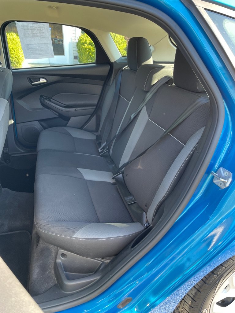 Used 2012 Ford Focus SE FWD image 16