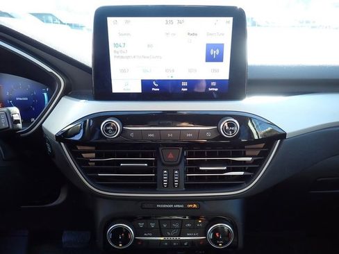 Used 2022 Ford Escape SEL w/ Technology Package image 14