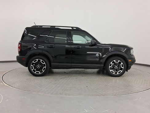 Used 2023 Ford Bronco Sport Outer Banks w/ Tech Package image 8