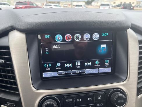 Used 2020 GMC Yukon Denali w/ Denali Premium Package image 29