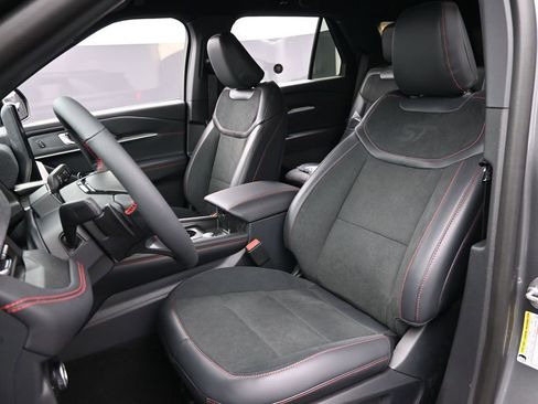 New 2026 Ford Explorer ST AWD/4WD image 16