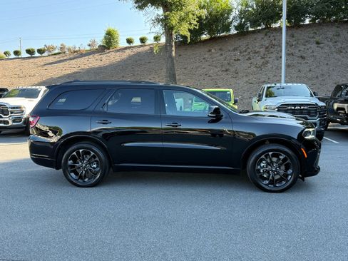 Used 2024 Dodge Durango R/T RWD image 6