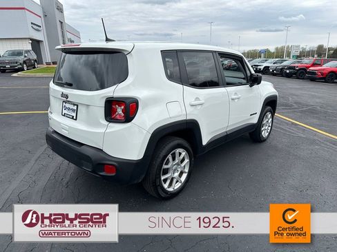 Certified 2023 Jeep Renegade Latitude AWD/4WD image 5