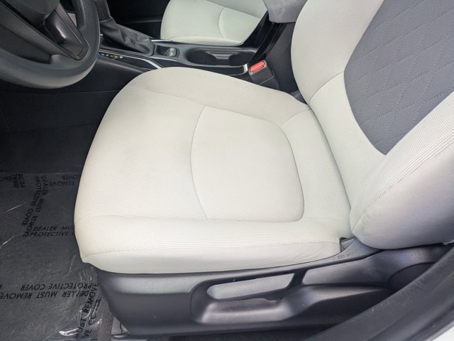 Used 2022 Toyota Corolla LE FWD image 19