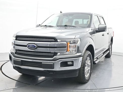 Used 2020 Ford F150 Lariat image 2