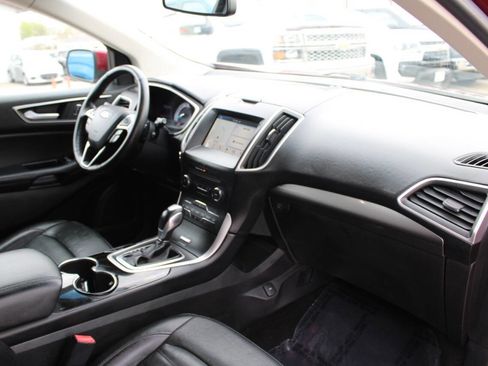 Used 2016 Ford Edge SEL w/ Equipment Group 201A FWD image 13