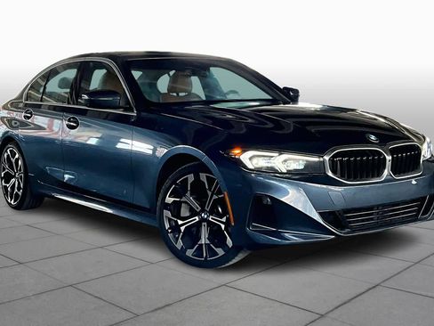 Certified 2025 BMW 330i Sedan image 2