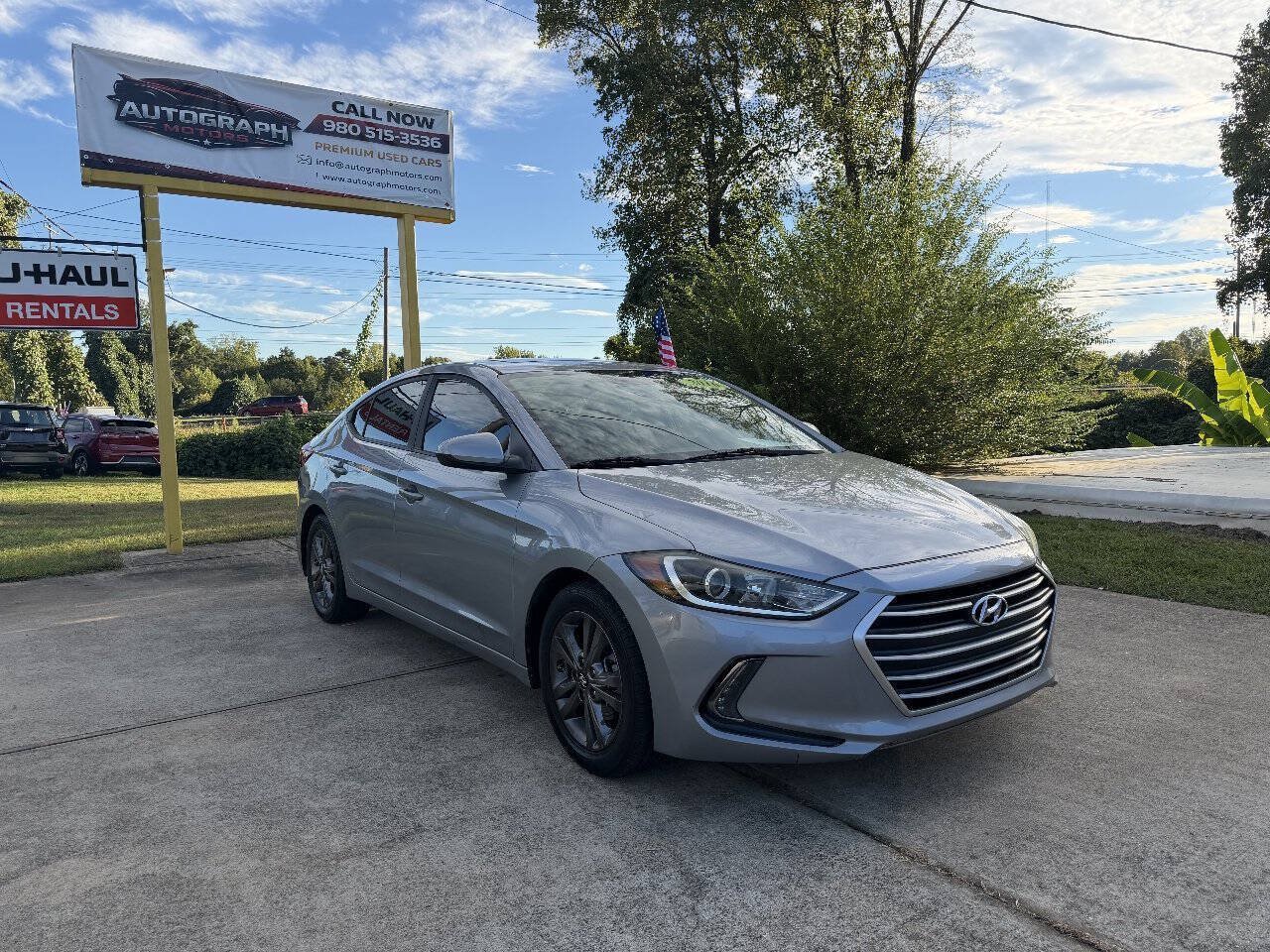 Used 2017 Hyundai Elantra Value Edition FWD image 3