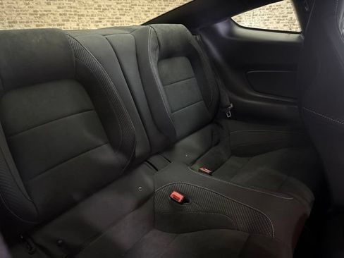 Used 2018 Ford Mustang Shelby GT350 w/ Electronics Package RWD image 12