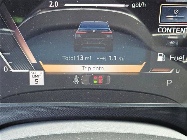 New 2026 BMW 740i w/ Premium Package RWD image 11