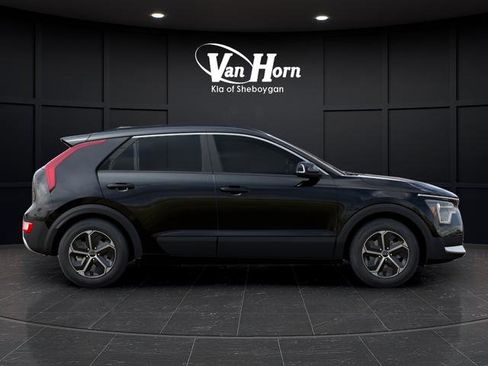 New 2026 Kia Niro EX image 7