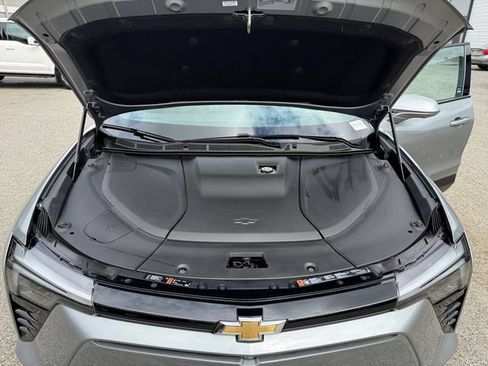 Used 2024 Chevrolet Blazer EV LT AWD/4WD image 20