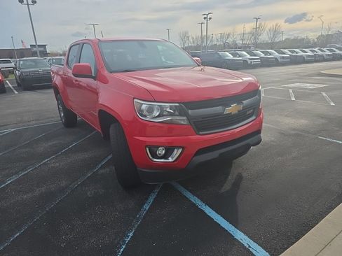 Used 2019 Chevrolet Colorado Z71 image 3
