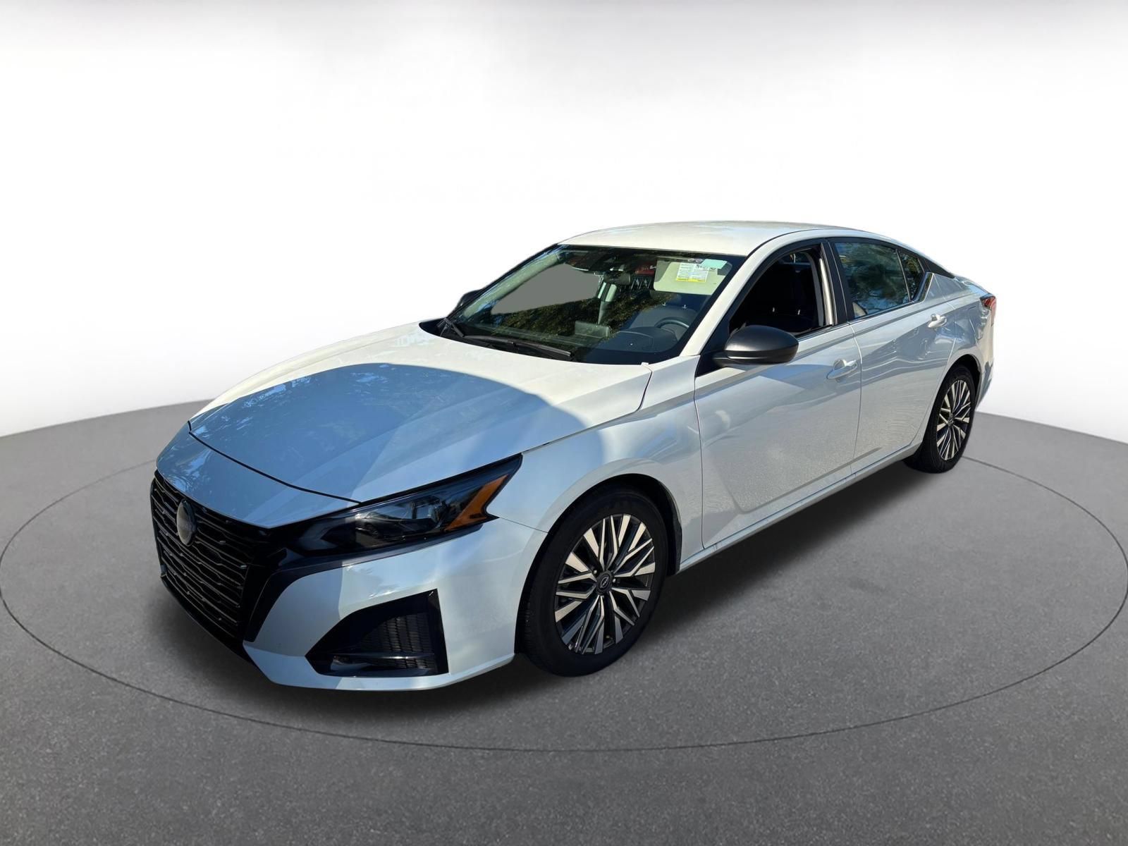 Used 2026 Nissan Altima 2.5 SV FWD image 4