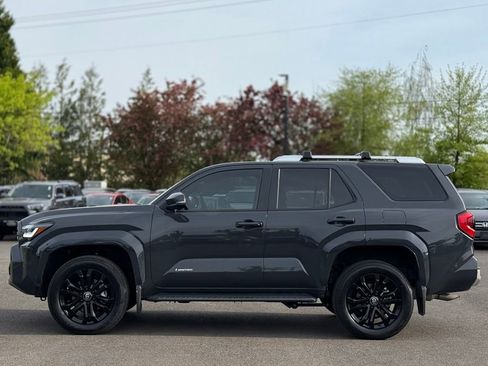 Used 2025 Toyota 4Runner Limited w/ Tow Technology Package AWD/4WD image 2