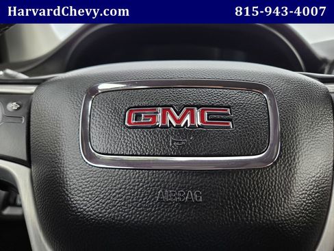 Used 2023 GMC Acadia SLT image 25