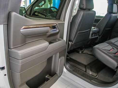 New 2025 Chevrolet Silverado 1500 RST w/ Convenience Package II AWD/4WD image 30