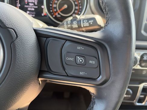 Used 2022 Jeep Wrangler Unlimited Sport image 22