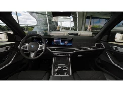 New 2026 BMW X7 xDrive40i w/ M Sport Package image 10