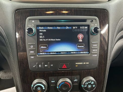 Used 2016 Chevrolet Traverse LT w/ Style and Technology Package AWD/4WD image 14