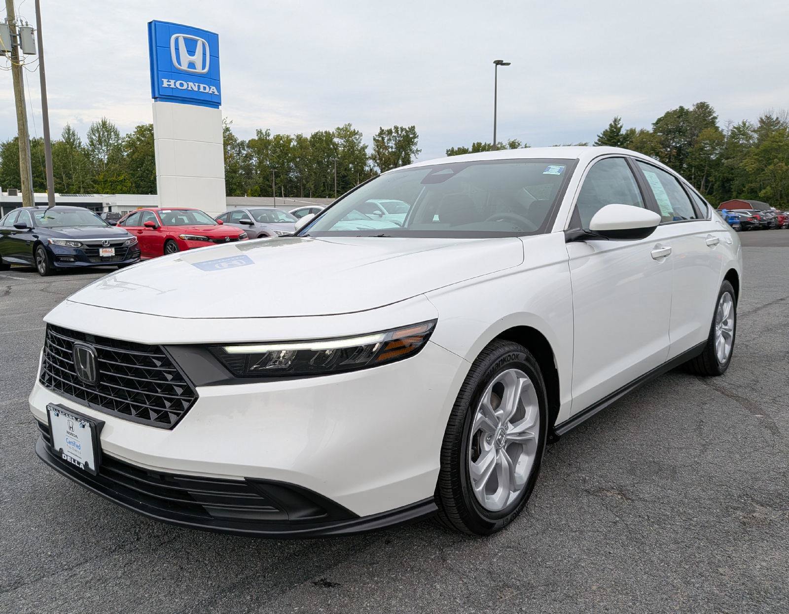 Certified 2023 Honda Accord LX image 3