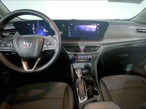 Used 2025 Buick Encore GX Preferred AWD/4WD image 16