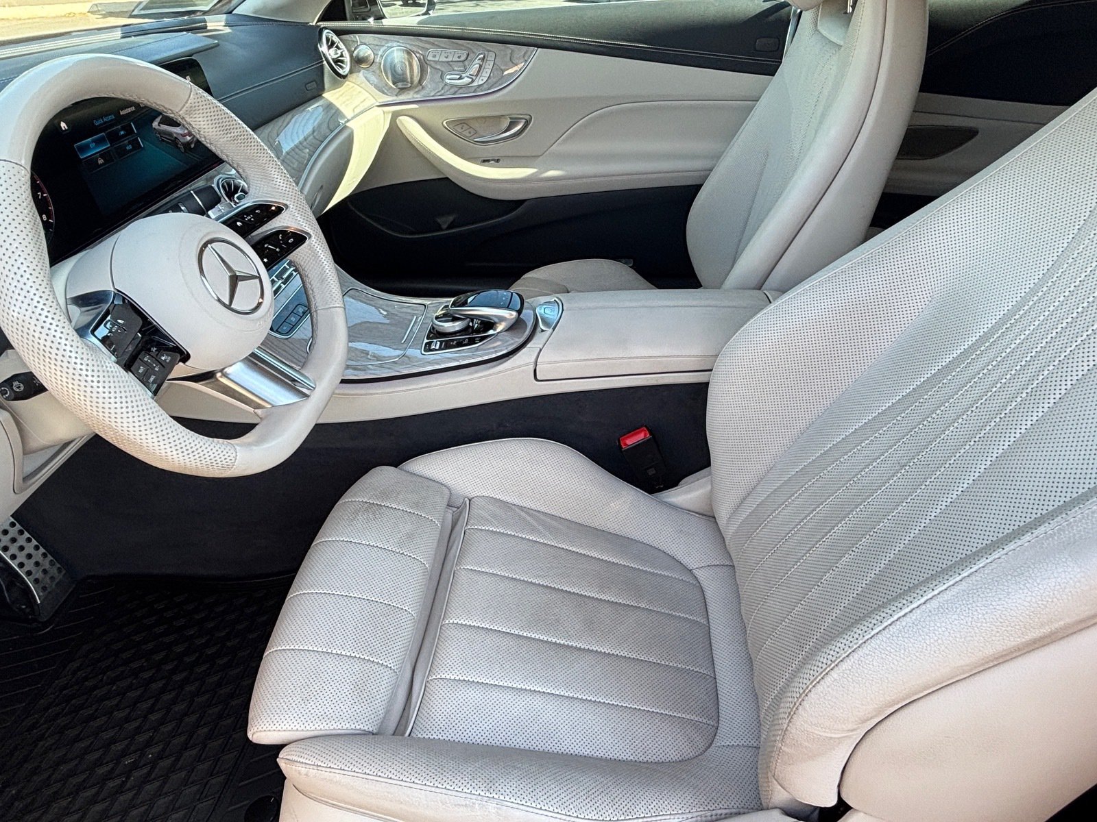 Used 2023 Mercedes-Benz E 450 4MATIC Cabriolet image 22