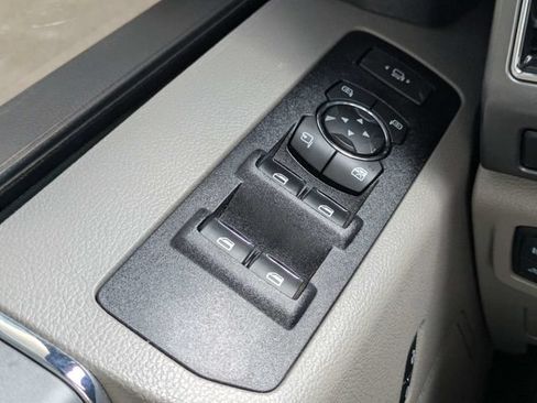 Used 2021 Ford F250 XLT w/ XLT Premium Package AWD/4WD image 25