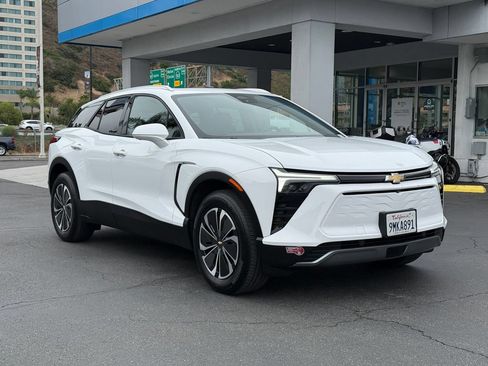 Used 2024 Chevrolet Blazer EV LT AWD/4WD image 5